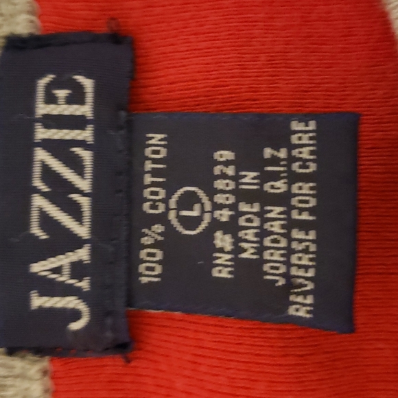 2 piece liezure oufit with bling bling on it barely worn - Picture 12 of 16